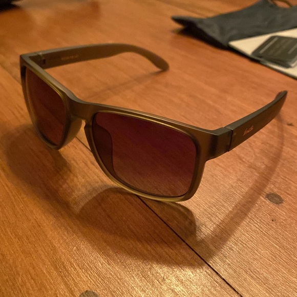 R L Winston LVF Sunglasses - Picture 3 of 3